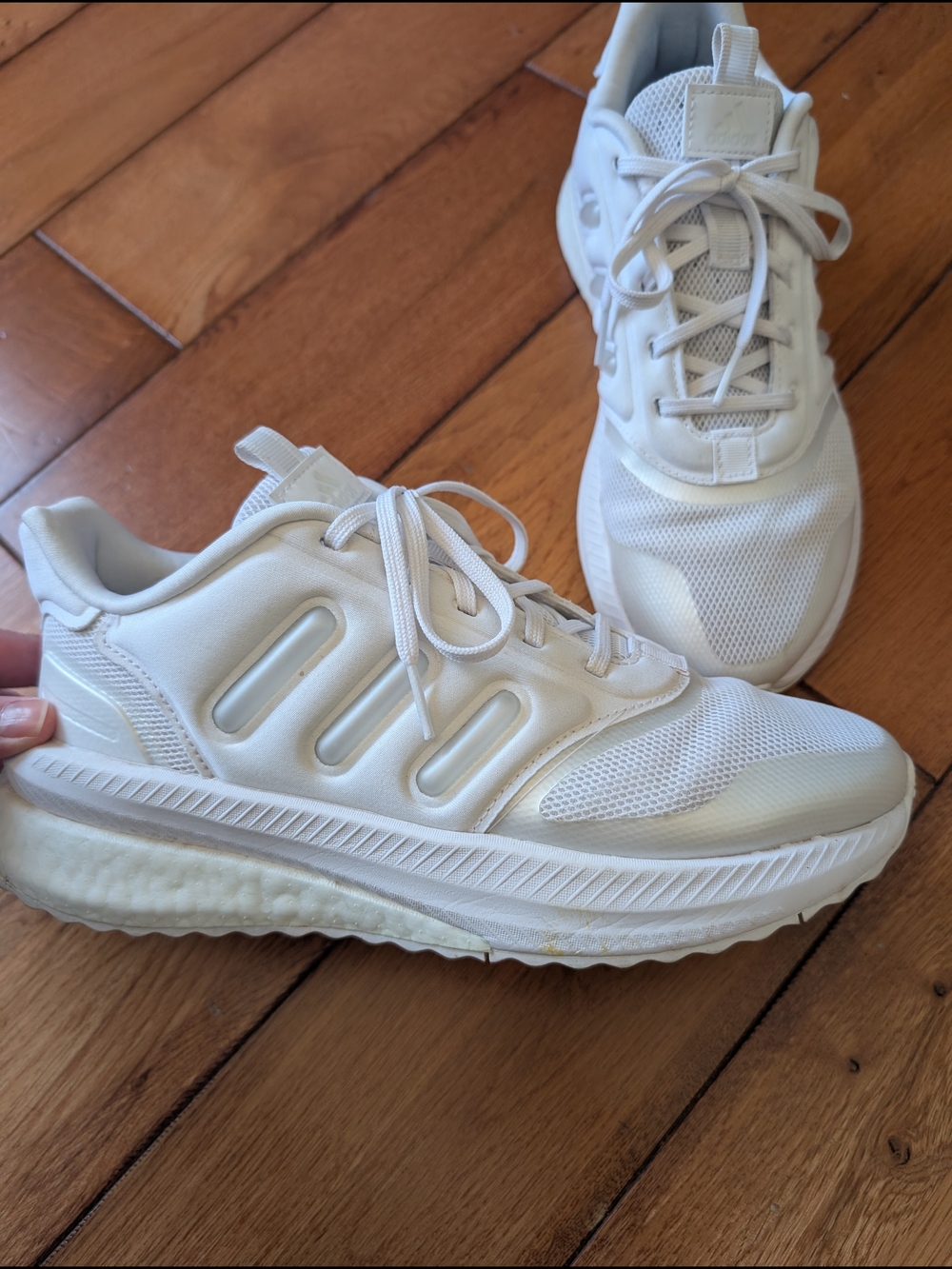 Women's Adidas XPLR Boost Size 8.5 White-Silver